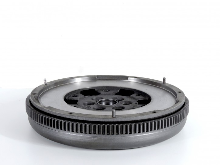 KOŁO DWUMASOWE SPRZĘGŁO AUDI 415 0431 10/  03L105266AD